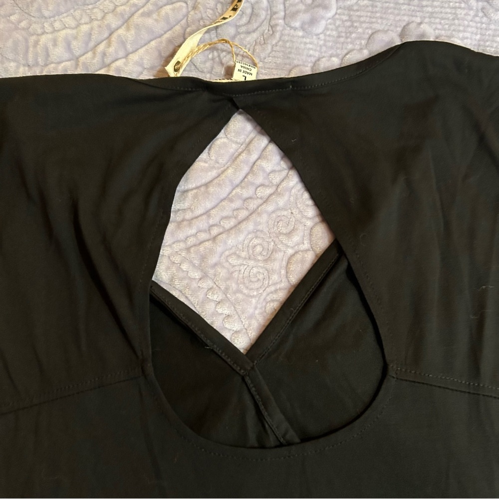 Moral Fiber sleeveless v neck keyhole back maxi dress. Sz L - Picture 2 of 6